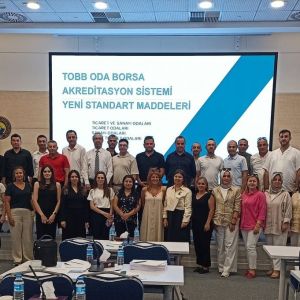 AKREDİTASYON SİSTEMİ YENİ STANDART MADDELERİ EĞİTİMİ